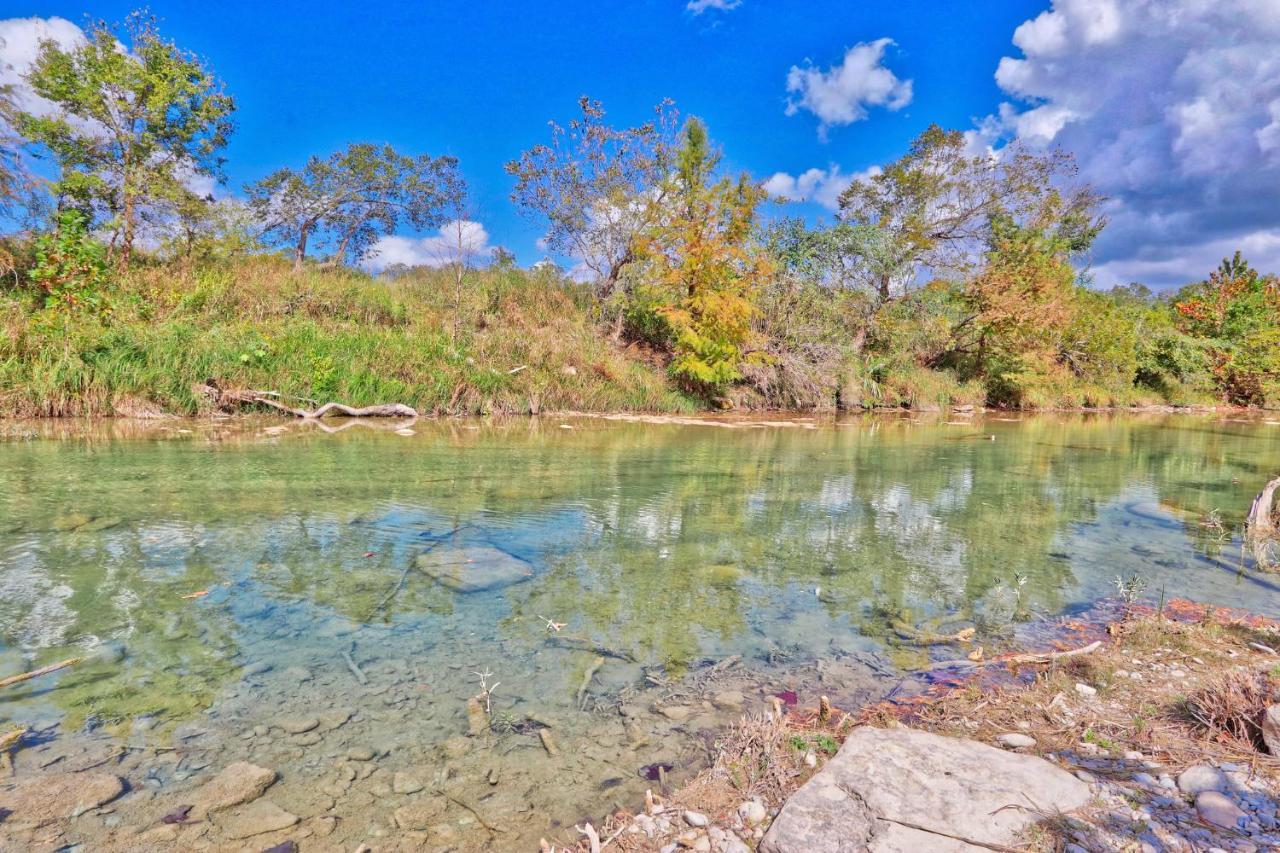 Log Cabin At Old Glory Ranch Wimberley Exterior photo